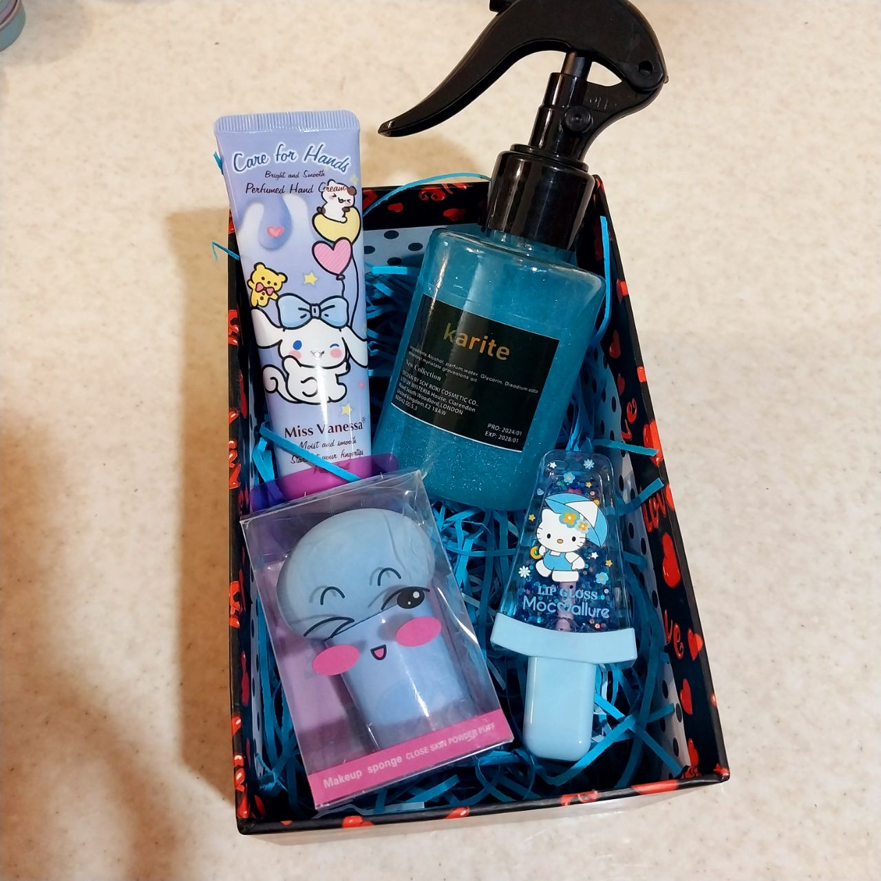 باکس هدیه تولد دخترانه ابی