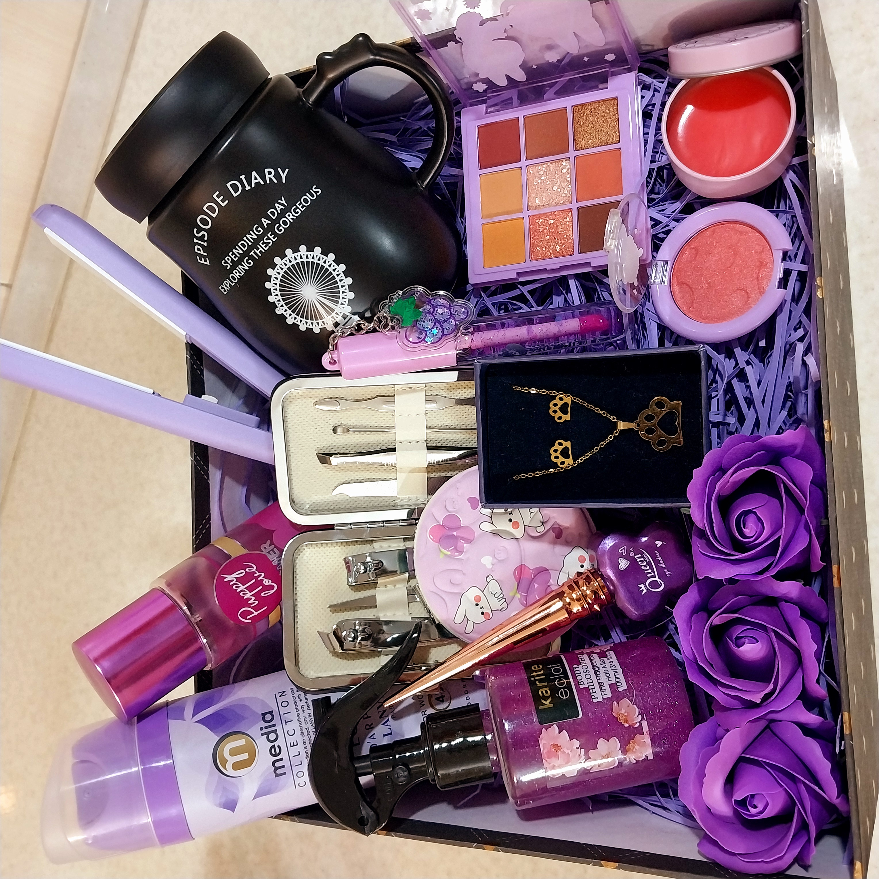 باکس هدیه تولد دخترانه بنفش